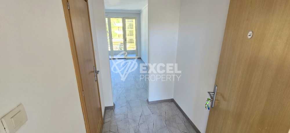 Продава се Едностаен апартамент в к.к. Слънчев бряг - 39 кв.м за 1193 €/кв.м - Снимка #4