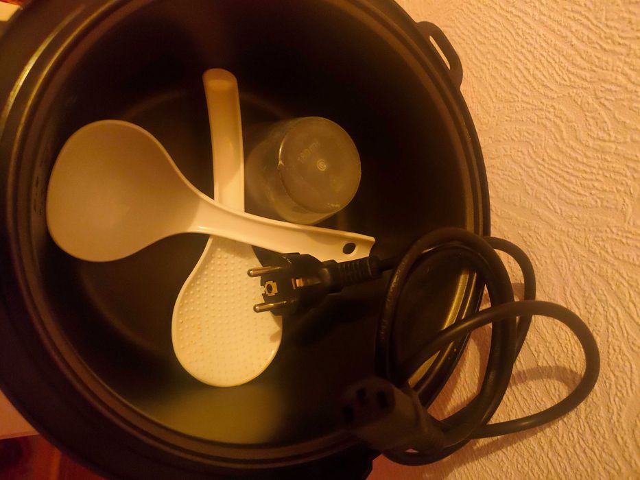 Продается Мультиварка