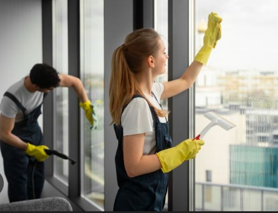 Уборка квартир, домов и помещений всех видов:
-генеральная влажная сух