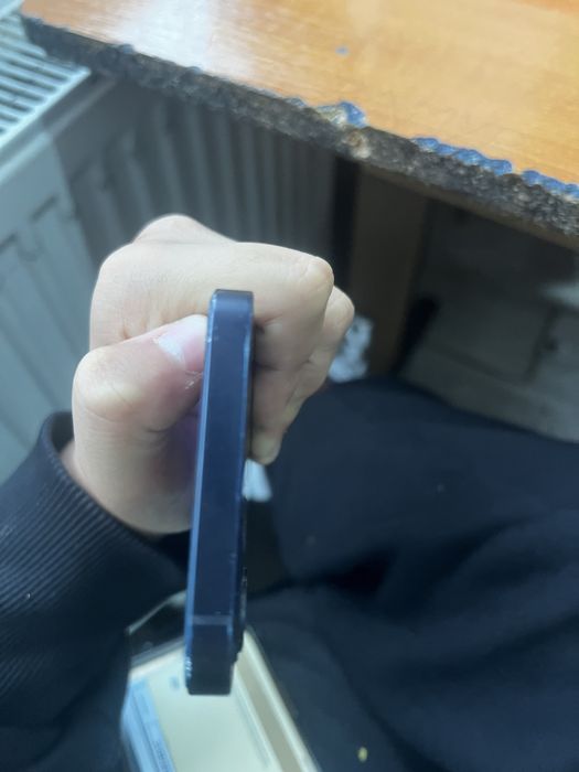 Iphone 12 utilizat