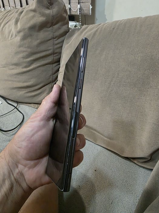 Samsung  S22 ultra