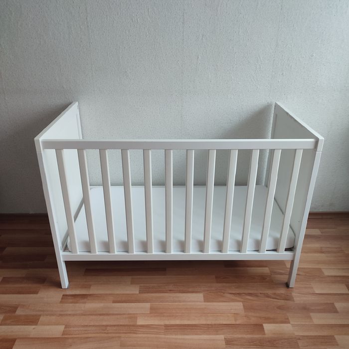 Бебешка кошара употребявана