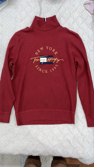 Продам водолазку Tommy Hilfiger