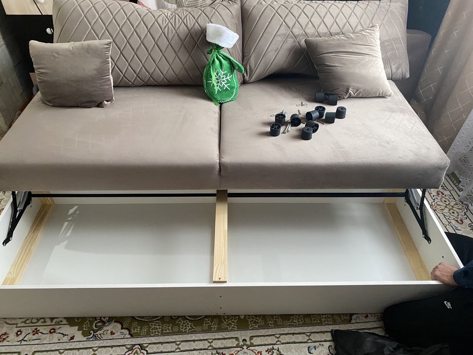 Диван еврокнижка