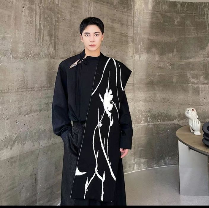 Продаю шарфы новые