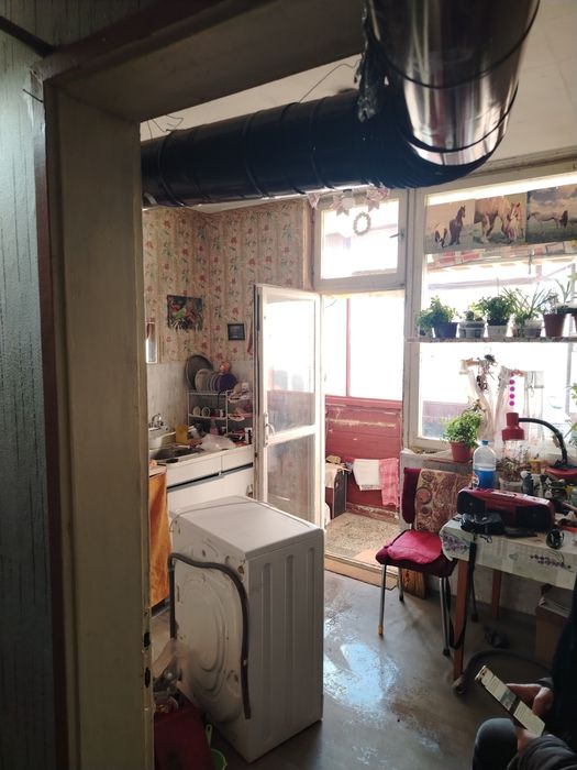 апартамент две стаи с кухня в Мъглиж