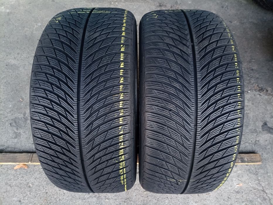 2 anvelope de iarna ca si noi Michelin 265/40 R19 dot 0523