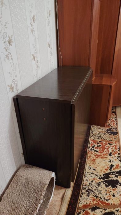 Продам б/у раскладной стол