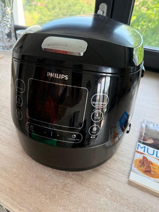Multicooker Philips HD4749/70, 1070 W, 5 L, functie Slow-Cooker, 22 Programe automate, Negru