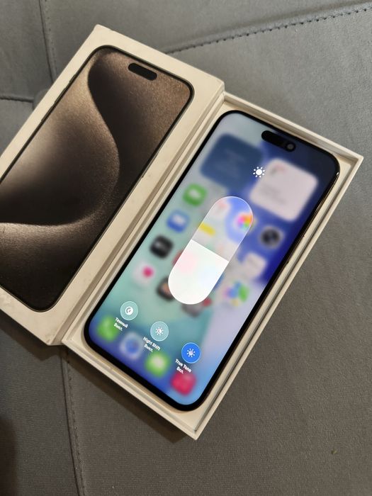 Айфон 15 Про Макс