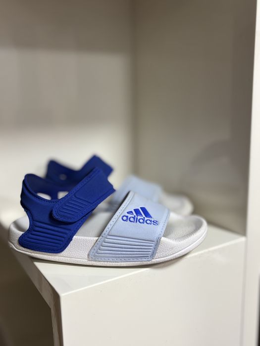 Adidas сандали за момче 28 номер