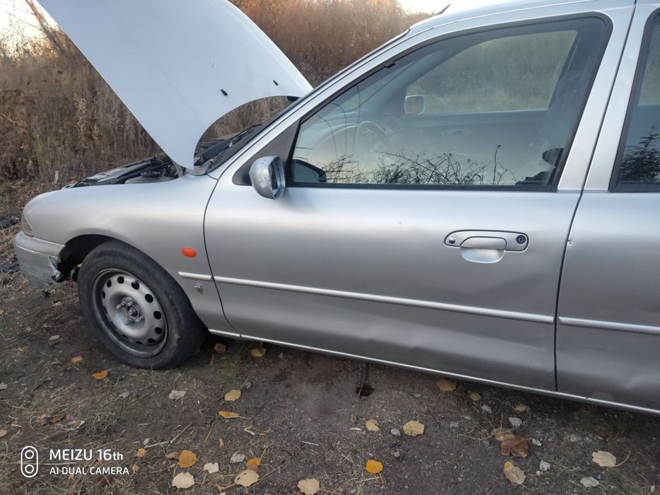 Продаю форд мондео1 2.5 v6