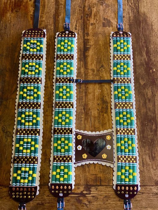 Изработка на кукерски гердани / kukerski gerdani