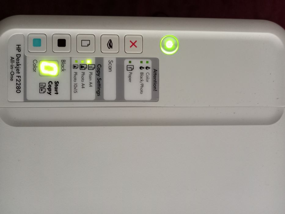 Imprimanta  color deskject HP F2280 cu scaner