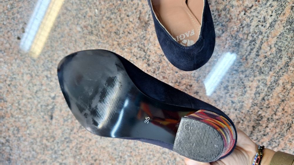 Pantofi din piele întoarsă (35)