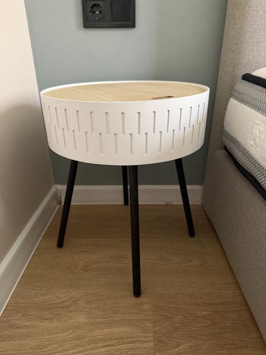 Нощни масички 2 вида по 40/40 см