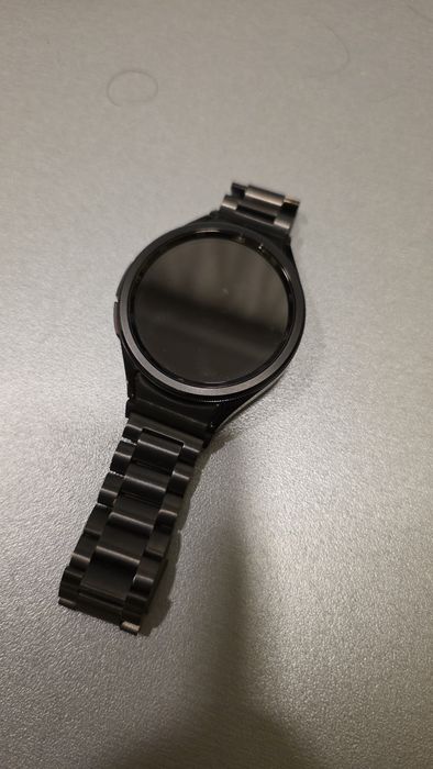 SAMSUNG Galaxy Watch6 Classic - Черен | Отлично състояние | + Подарък