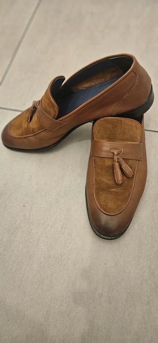 Pantofi mocasini