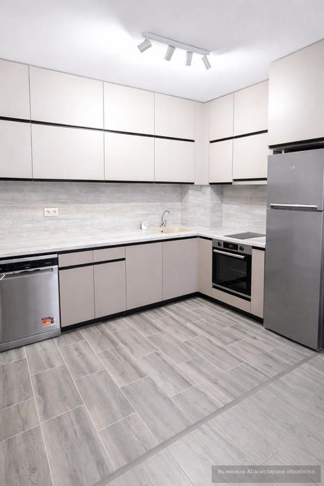 Дава се под наем Тристаен апартамент в Пловдив, Остромила - 100 кв.м за 618.12 € - Снимка #1