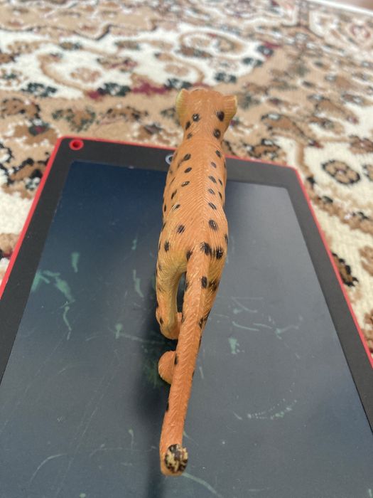Игрушка леопард