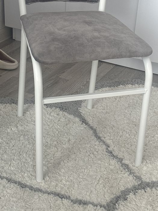 Стулья для кухни.