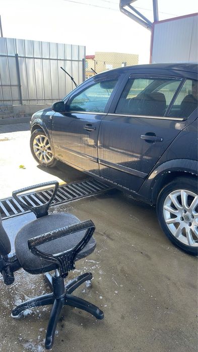 Опел Астра Н 1.6 бензин 2006 г.