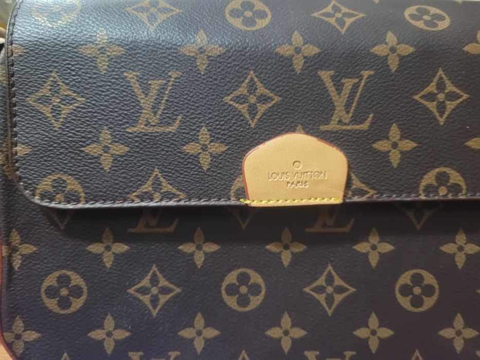 Дамски    чанти..