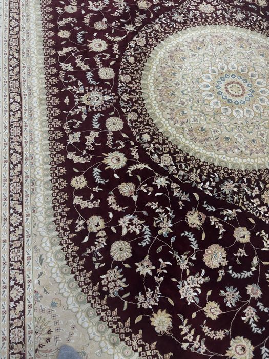 Кілем сатылады 8м