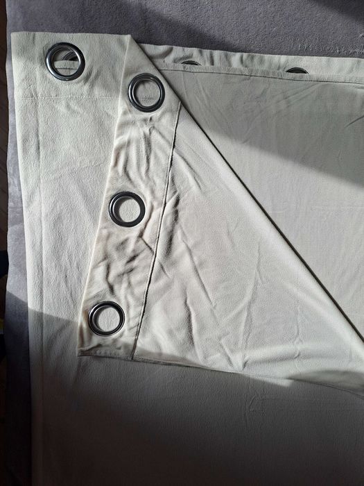 2 броя плътни завеси