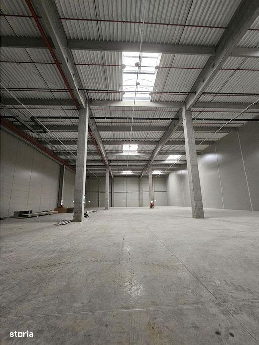 Spatiu Industrial - 900 mp - Logistica - Depozitare - Distributie