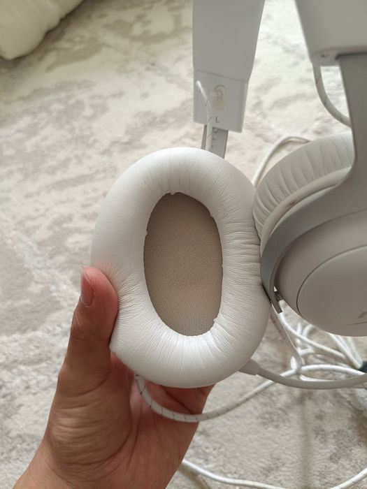 Продам проводные наушники HyperX Cloud 3 белые