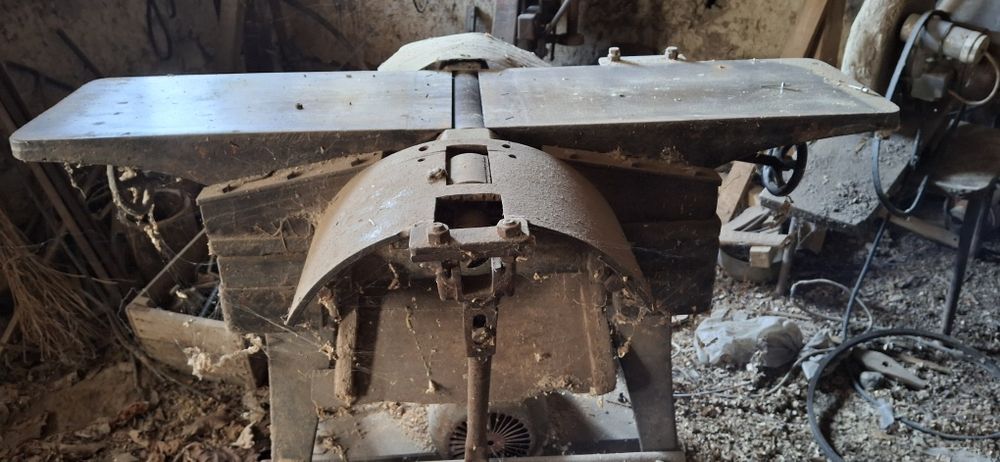 Дървообработваща машина Абрихт