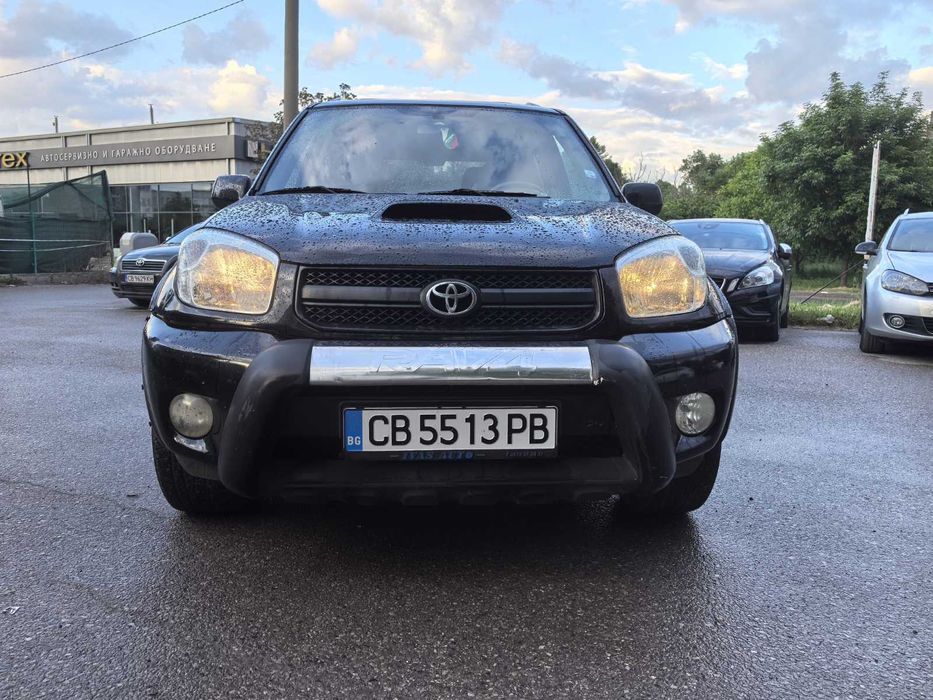 Продава Toyota RAV 4