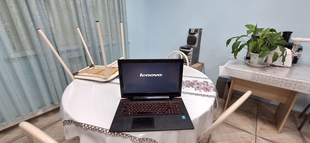Продаю ноутбук Lenovo