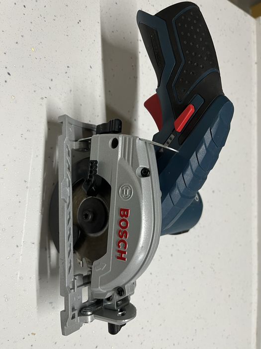 Акум.ръчен циркуляр Bosch GKS 12v-26 Solo