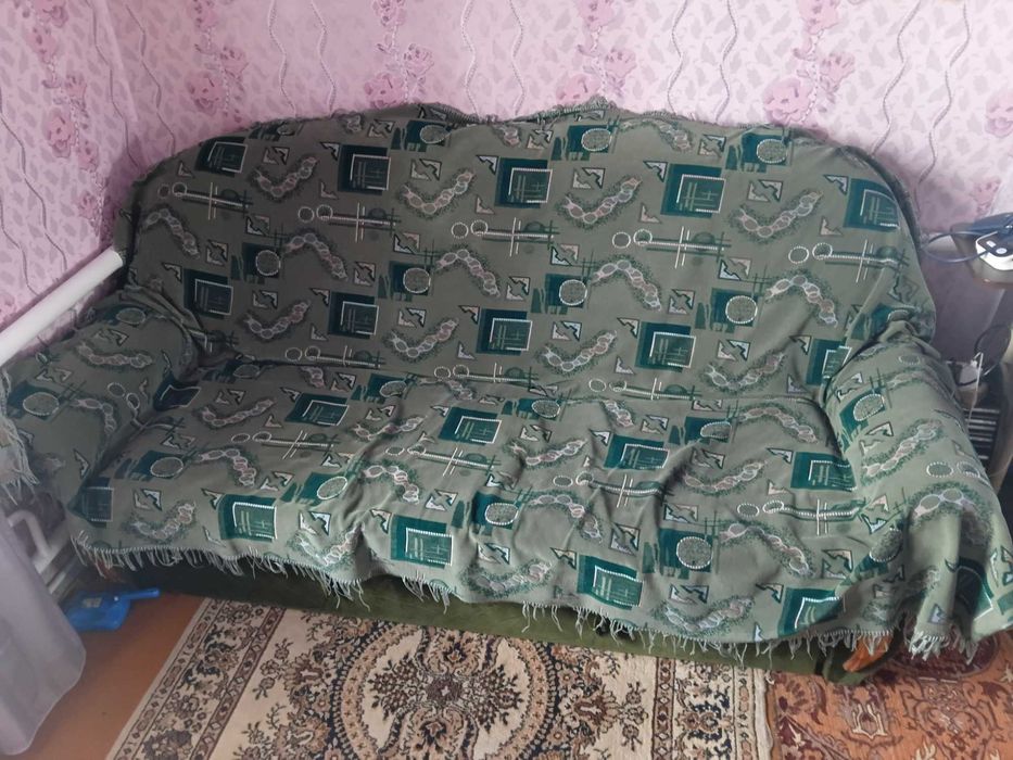 Продам диван раскладной