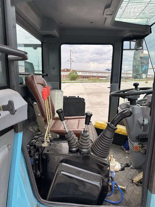 Продам Погрузчик Бетономешалка + ВОМ !