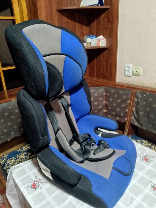 Детское кресло для машины