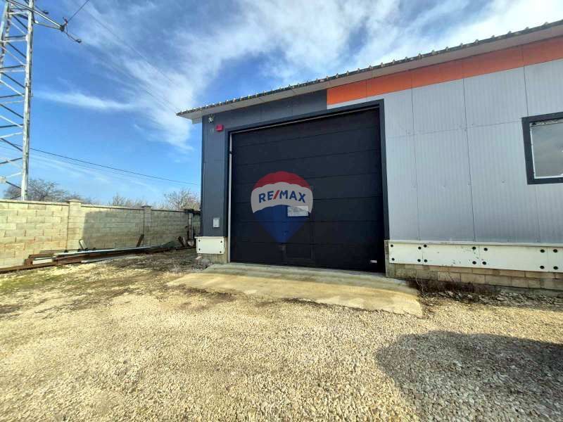 Дава се под наем Склад в с. Каменар, Област Варна - 310 кв.м за 1196.97 € - Снимка #11
