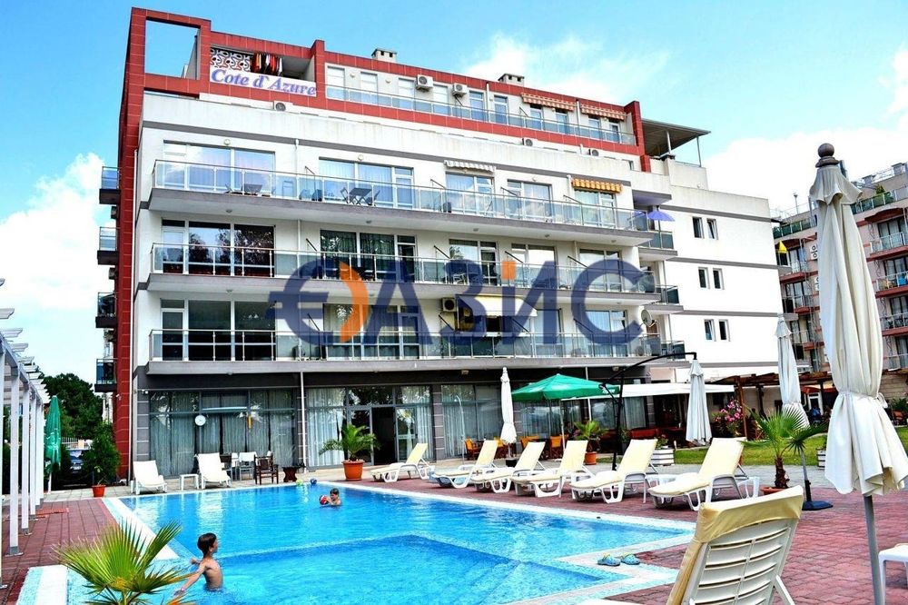 Продава се Двустаен апартамент в к.к. Слънчев бряг - 53 кв.м за 1197 €/кв.м - Снимка #12