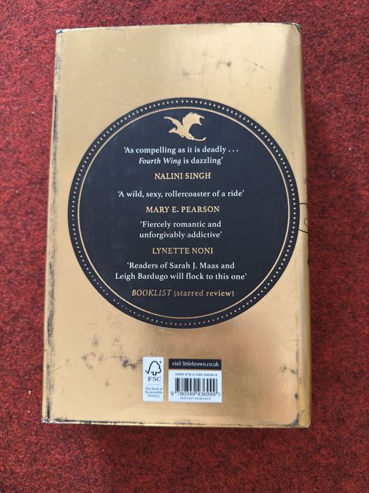 Книга четвертое крыло на английском