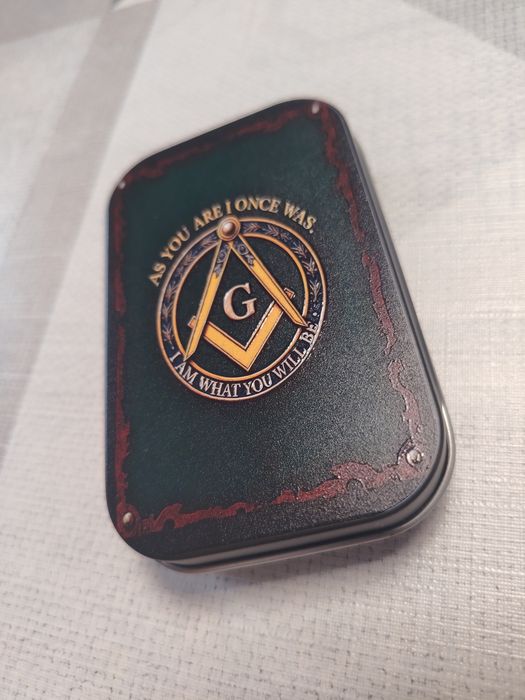 Set masonic nou.