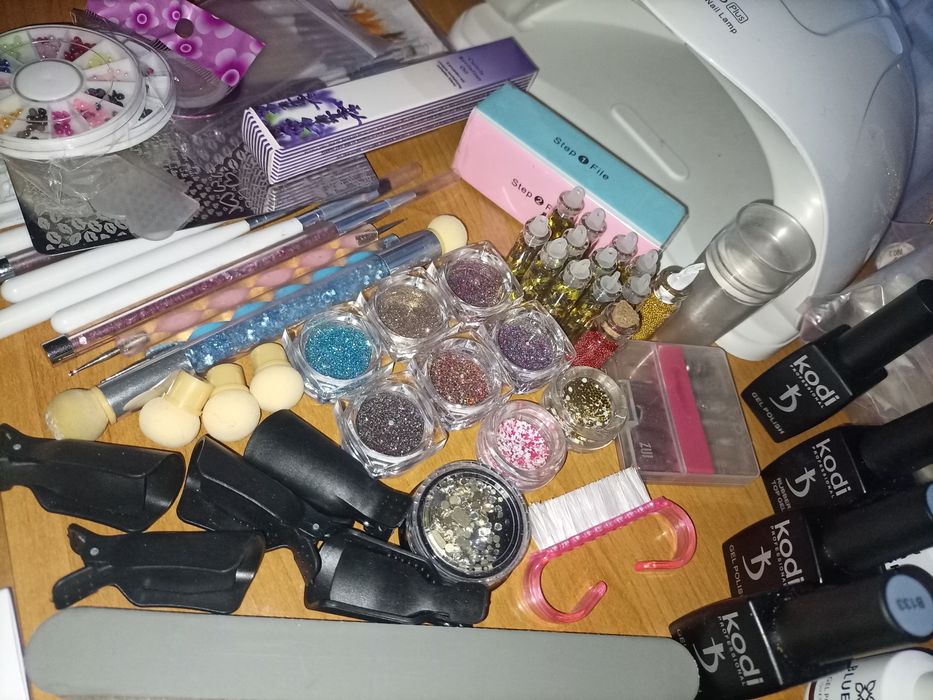 Комплект всичко необходимо за маникюр