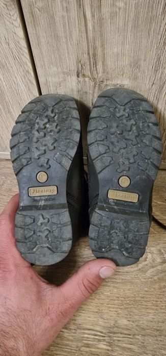 Ghete copii, Firetrap, piele nabuc, stare foarte buna, marime 27