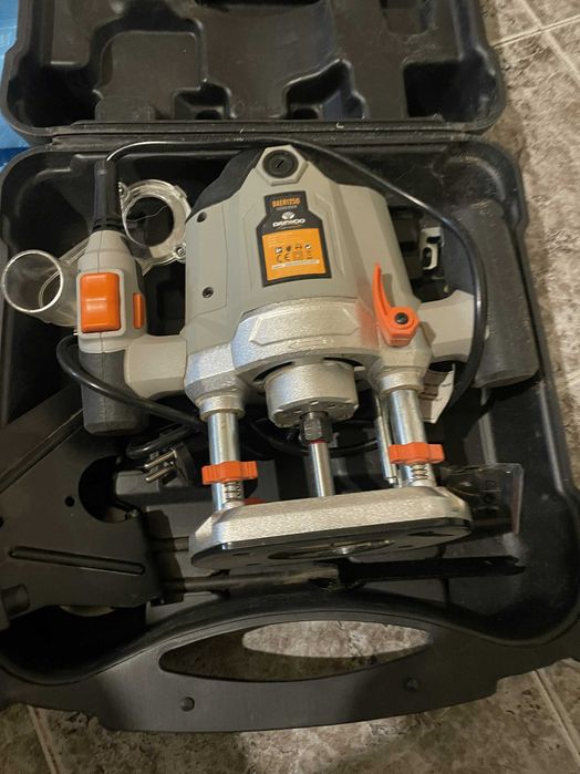 Електрическа оберфреза DAEWOO DAER1250, 1200 W, 6/8 мм