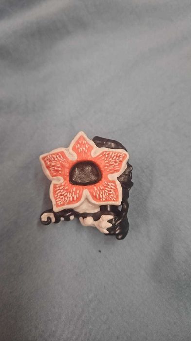 фигурки_кндер джой_очень странные дела