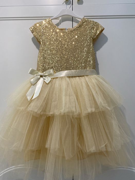 Платье нарядное для девочек