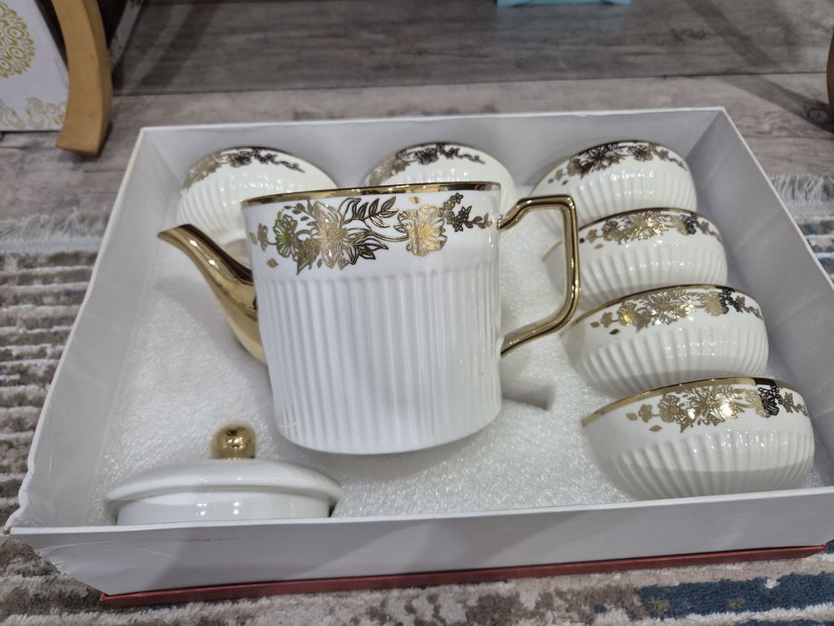 Продам набор посуды