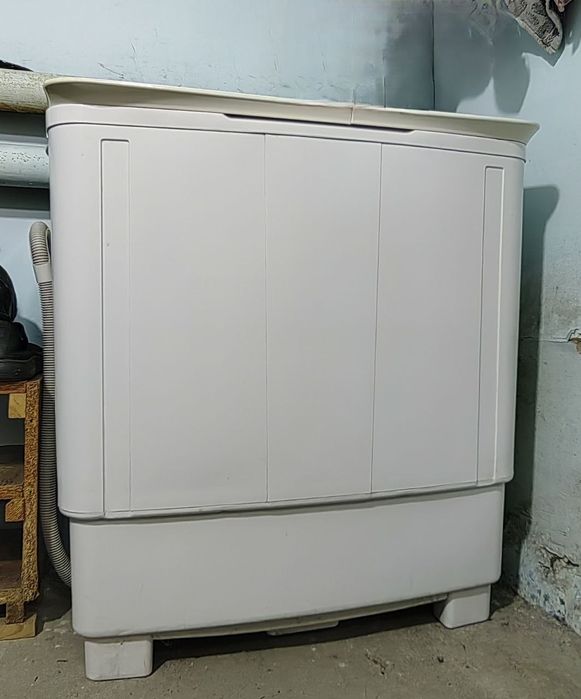 Стиральная машина полуавтомат 7,5. кг