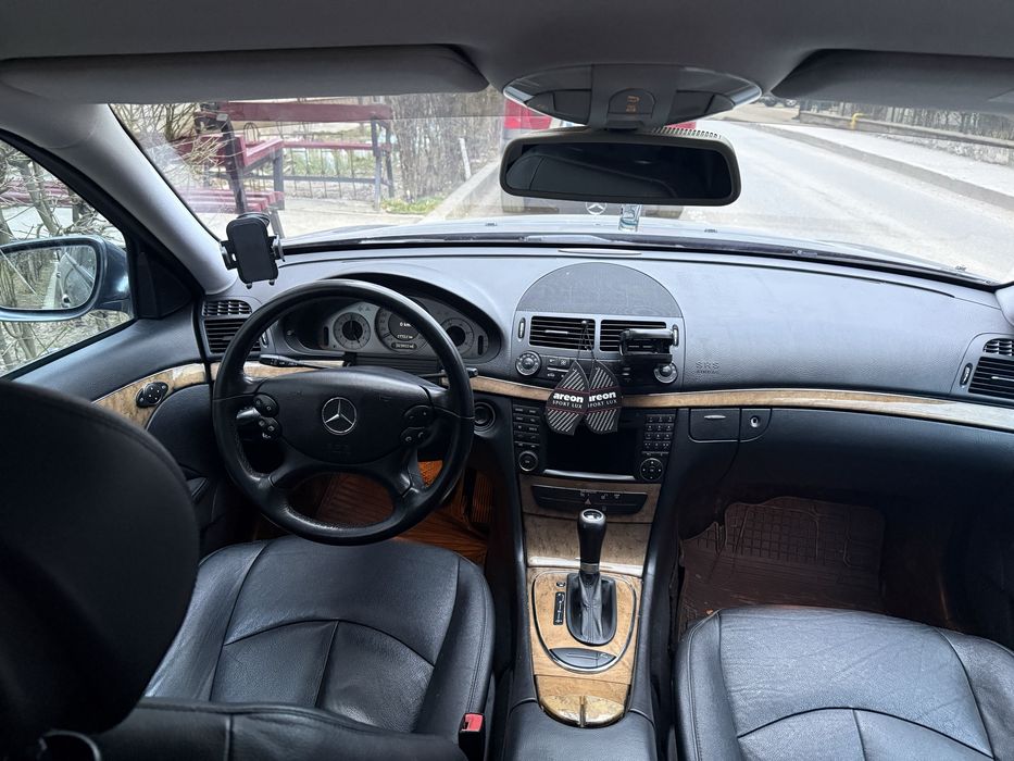 Mercedes e class